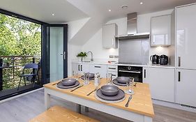 The Penthouse - 26 St Johns Mews